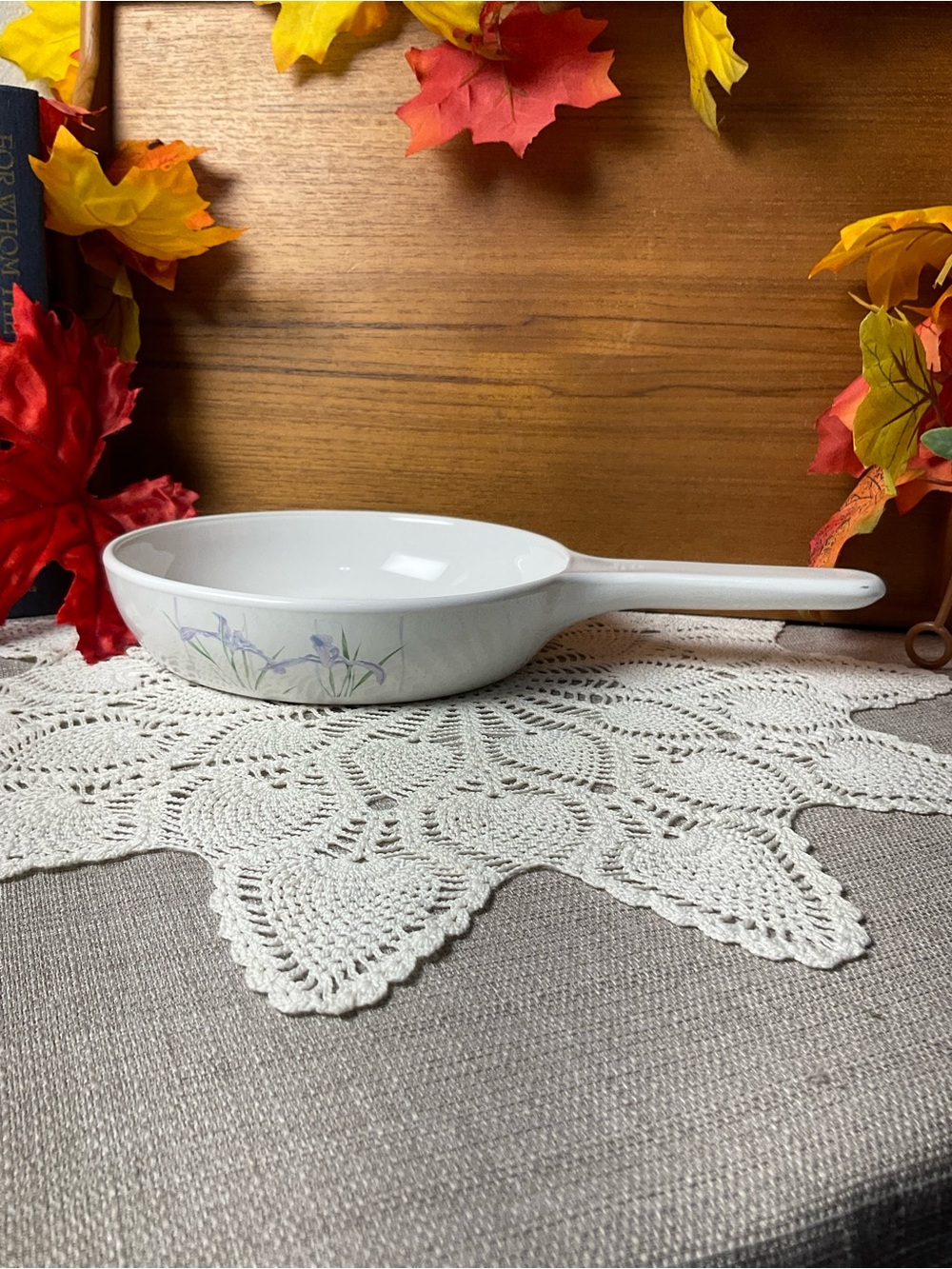 Vintage CorningWare Shadow Iris 7” Skillet S-6-B Floral Pan